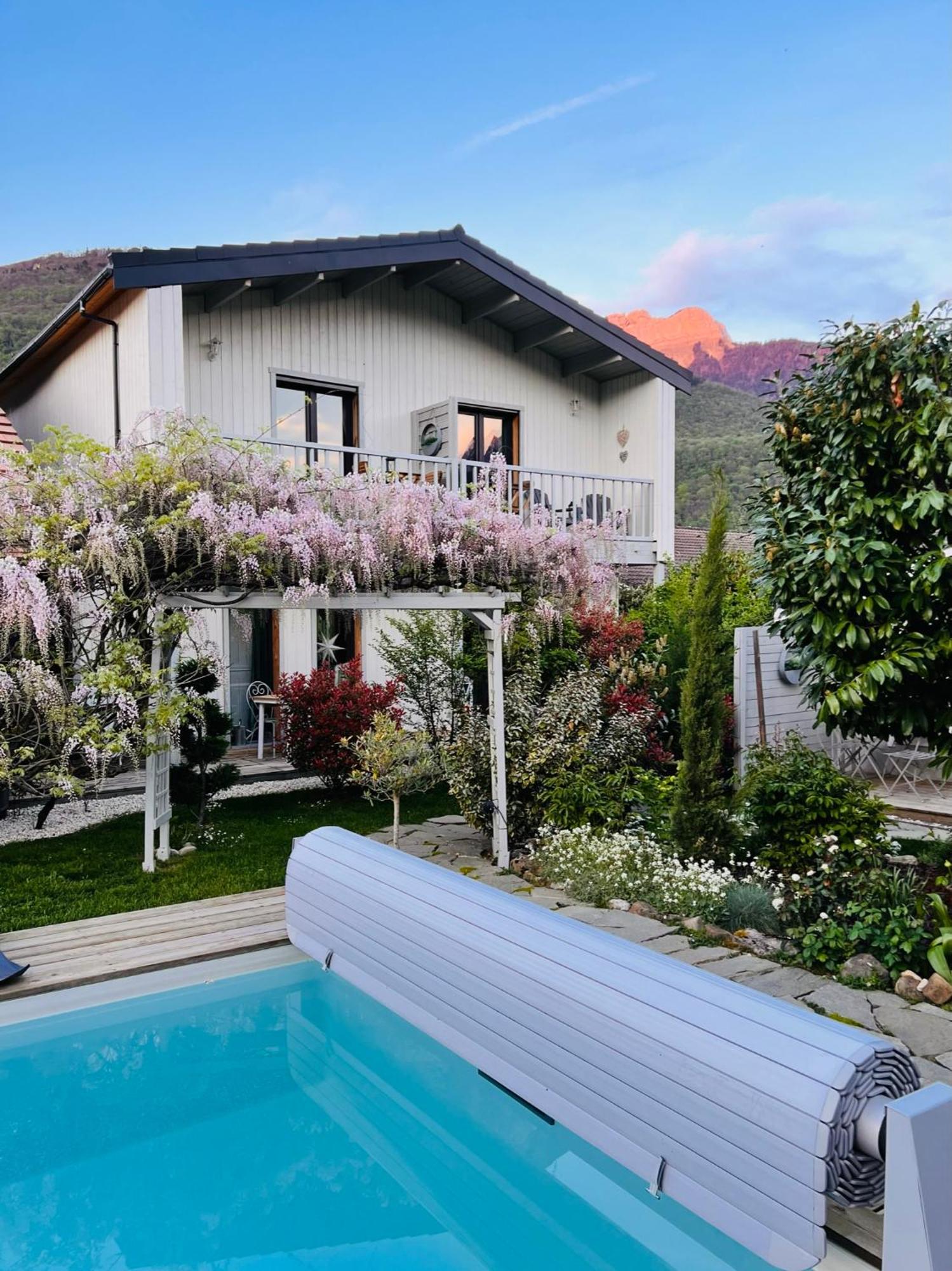 Hygge Lodge Annecy ドゥサール エクステリア 写真